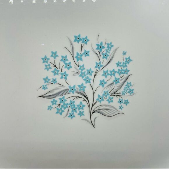 Vintage Mid-Century Homer Laughlin Sevron Blue Lace Platter - Picture 2 of 5